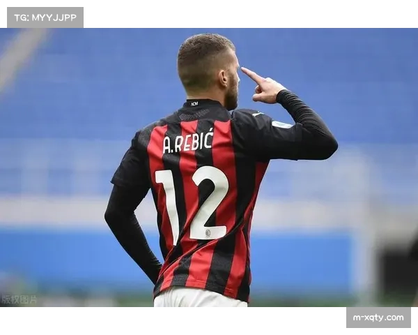 战术板：剖析AC米兰本赛季频繁使用的“假跑虚晃”角球战术